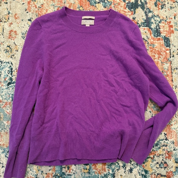 J Crew classic fit cashmere sweater - Picture 1 of 2